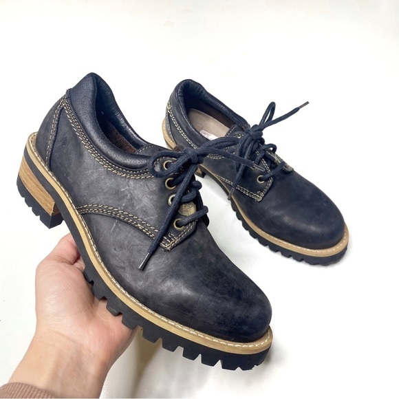 Vintage Guess by Georges Marciano Chunky Lace Up Leather Shoes Lug Sole 7 - Picture 1 of 7